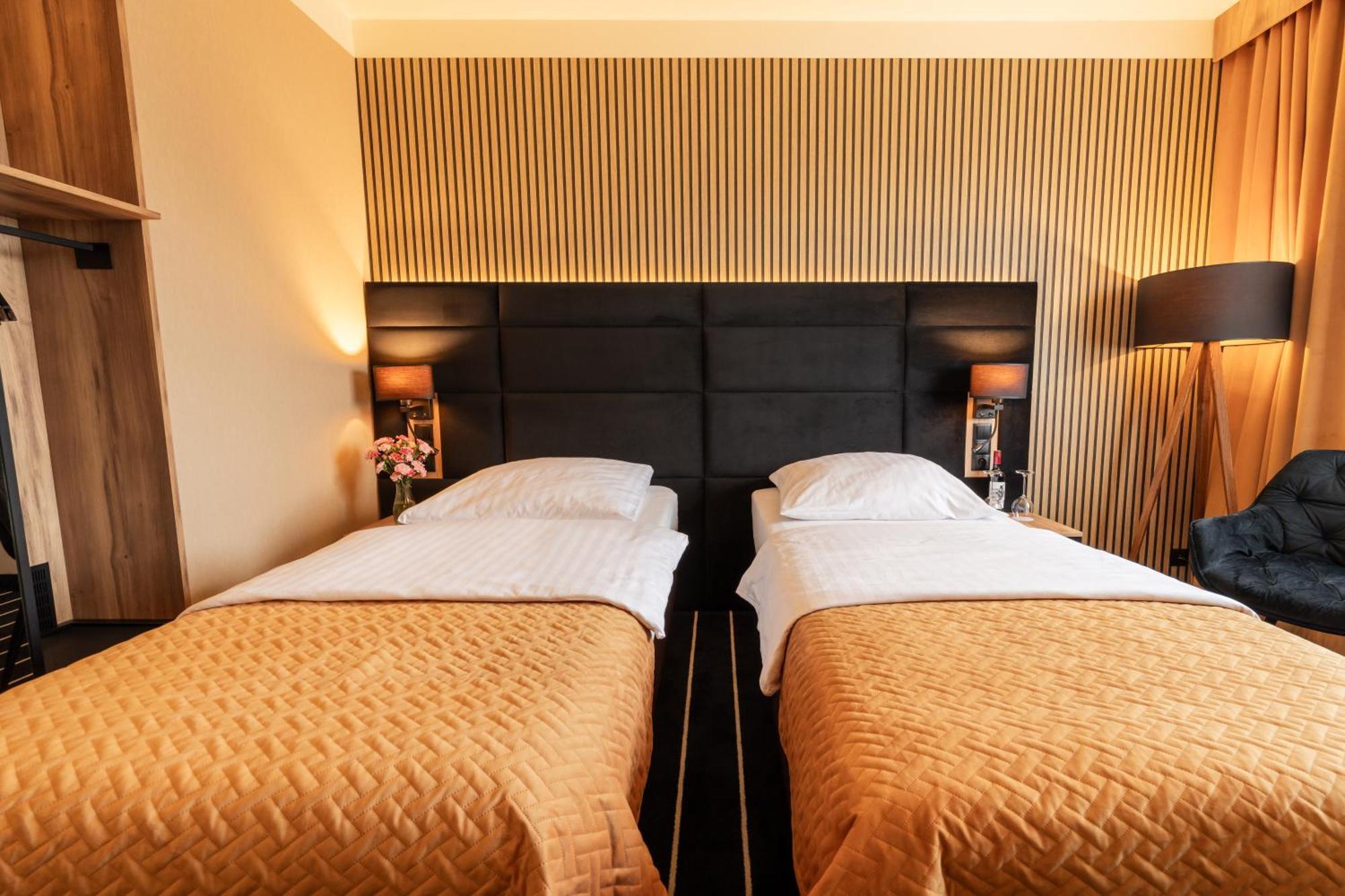 Park Hotel Diament Κατοβίτσε Εξωτερικό φωτογραφία