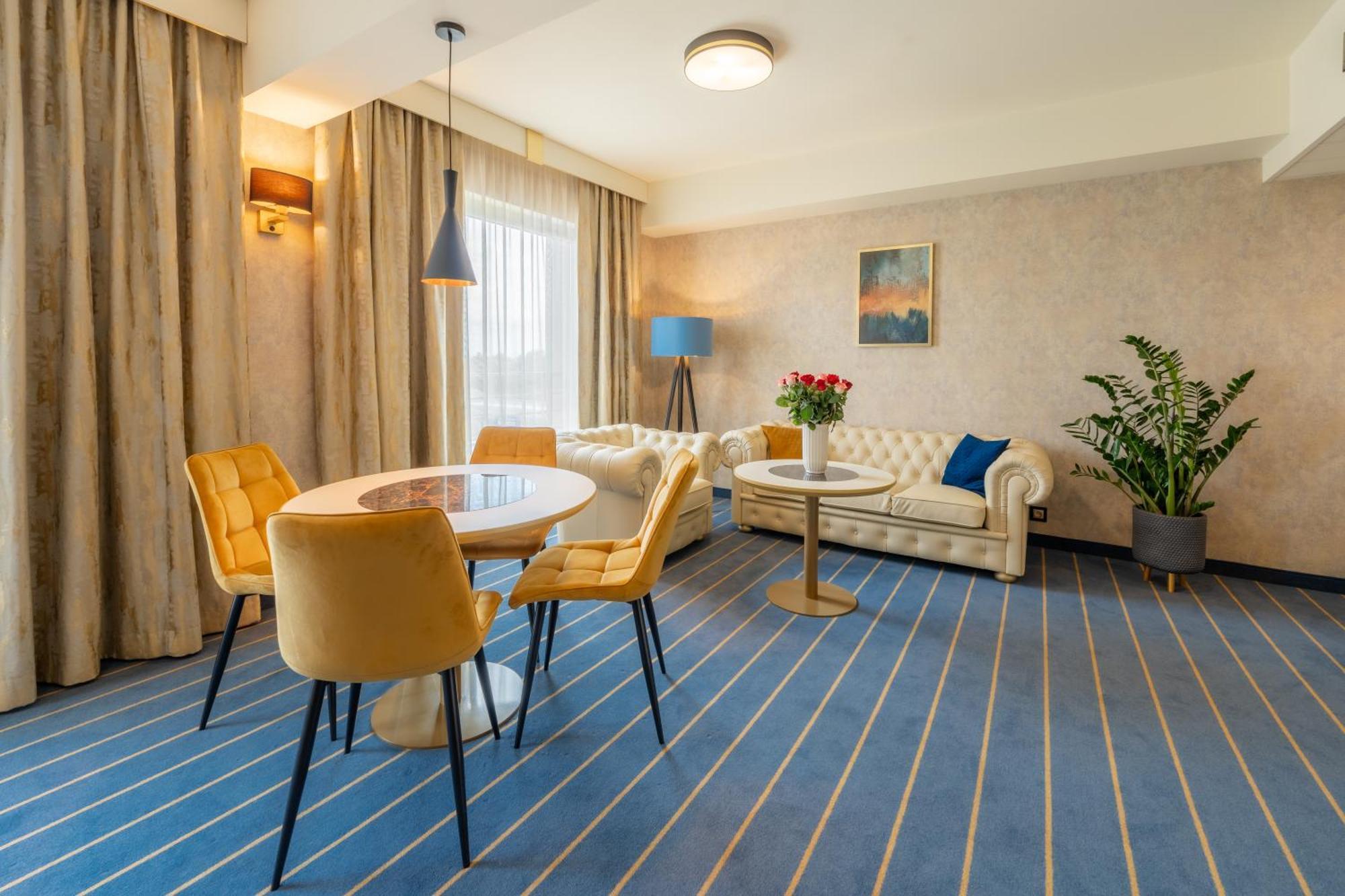 Park Hotel Diament Κατοβίτσε Εξωτερικό φωτογραφία