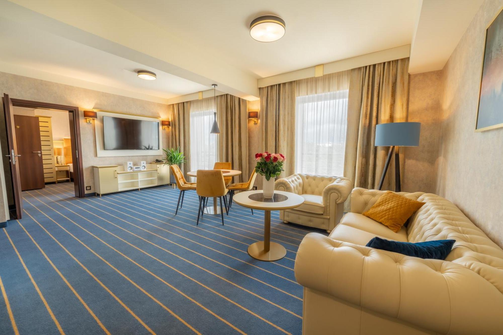 Park Hotel Diament Κατοβίτσε Εξωτερικό φωτογραφία