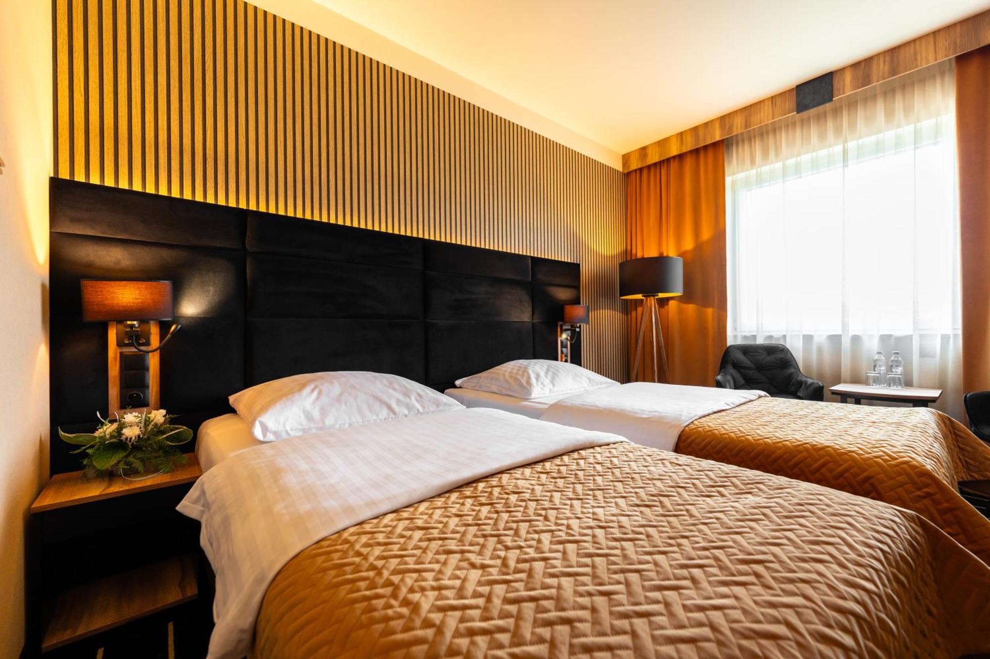 Park Hotel Diament Κατοβίτσε Εξωτερικό φωτογραφία
