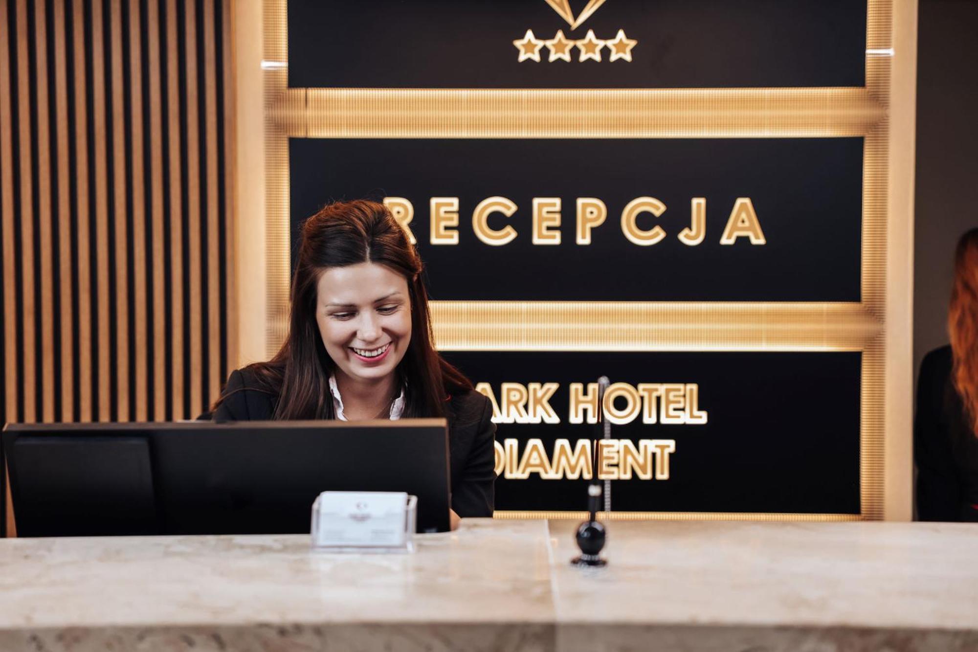 Park Hotel Diament Κατοβίτσε Εξωτερικό φωτογραφία